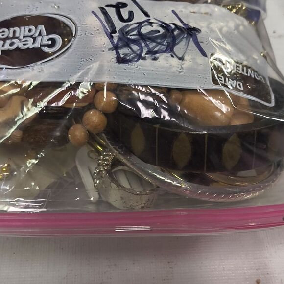 Mystery Jewelry Bag lot 121 - Picture 6 of 6